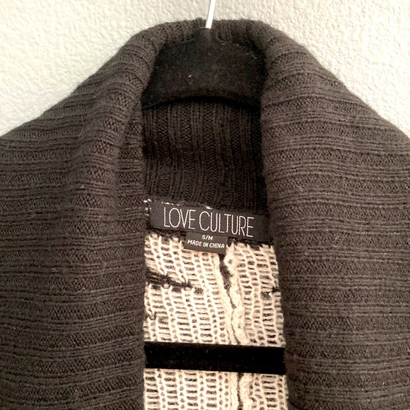 SOLD - Picture 7 of 7